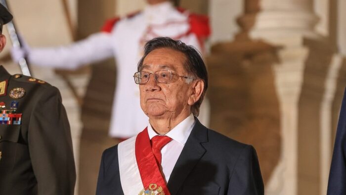 José María Balcázar es el nuevo presidente encargado del Perú
