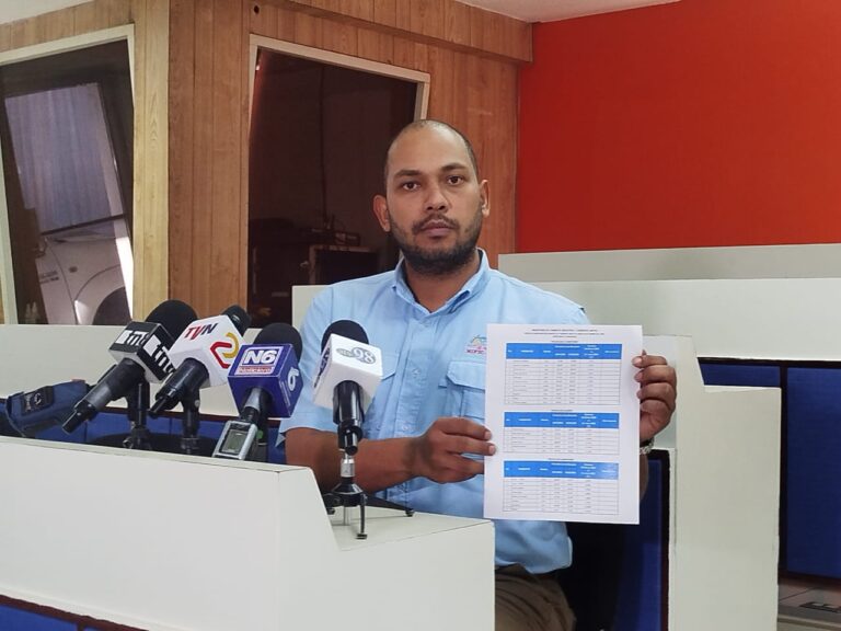 La cebolla baja considerablemente su precio en los mercados