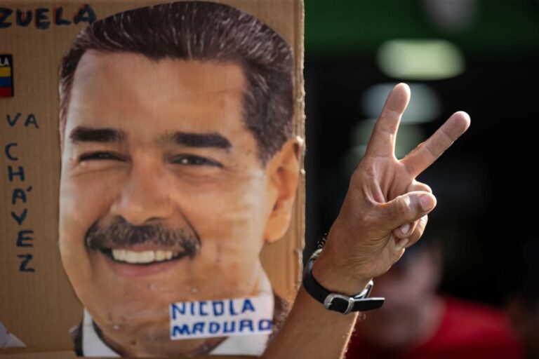 Maduro pide que se desestime el caso por narcotráfico y corrupción en su contra