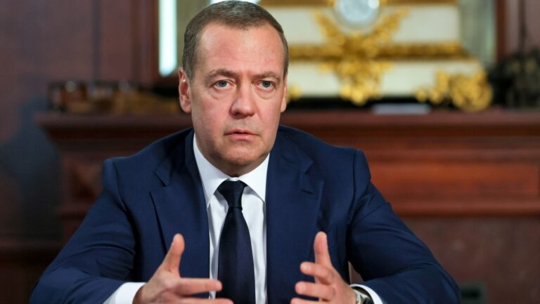 Medvédev asegura que Moscú no está interesado en un conflicto global