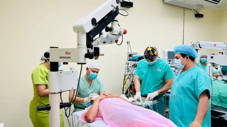 Mega Feria de Oftalmología beneficia a miles en Jinotega