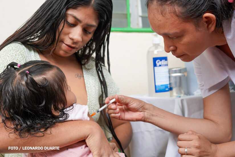 Niños de Ciudad Sandino se vacunan contra la Fiebre Amarilla