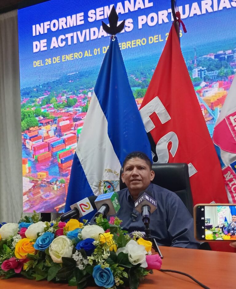 Puertos Comerciales atendieron 16 buques internacionales y recibieron más de 100 TM de carga