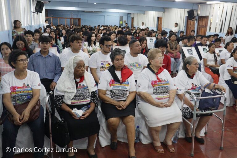 Rinden homenaje a Héroes de San José de las Mulas