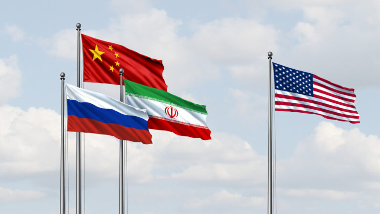 Rusia y China ayudan a crear ambiente político entre Irán y EEUU