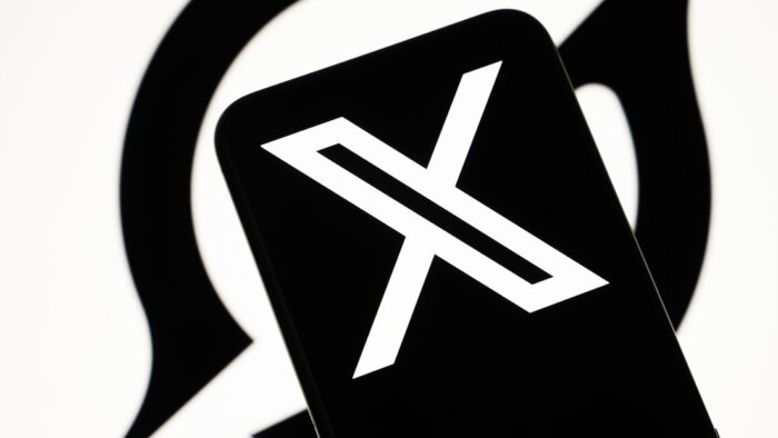 Usuarios de X se levantan con una caída global de la plataforma este lunes