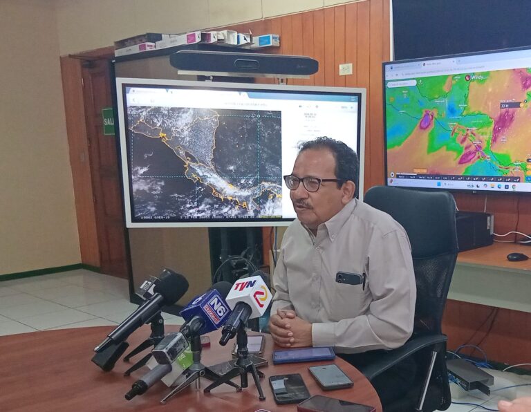 Frente Frío cerca del territorio nacional