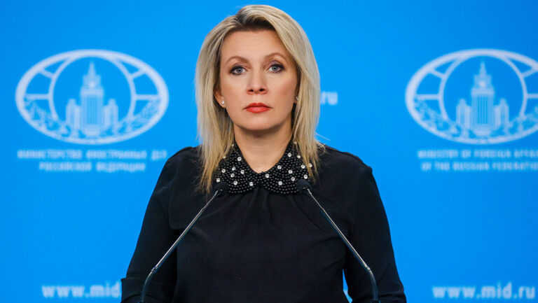 Zajárova, señala analfabetismo de líderes occidentales