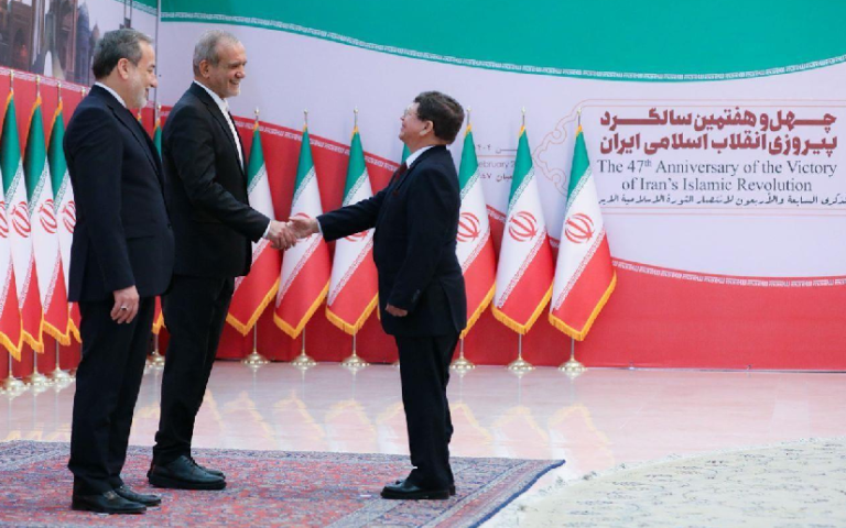 En 47º aniversario del triunfo de la Revolución Islámica de Irán