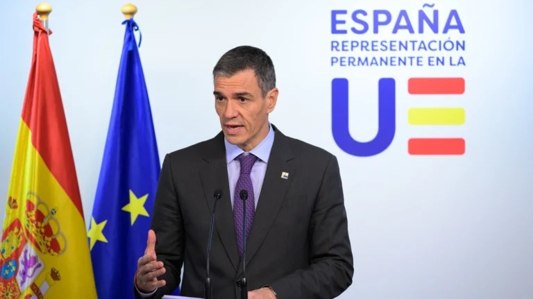 España no cambiará su postura a pesar de las amenazas de EEUU