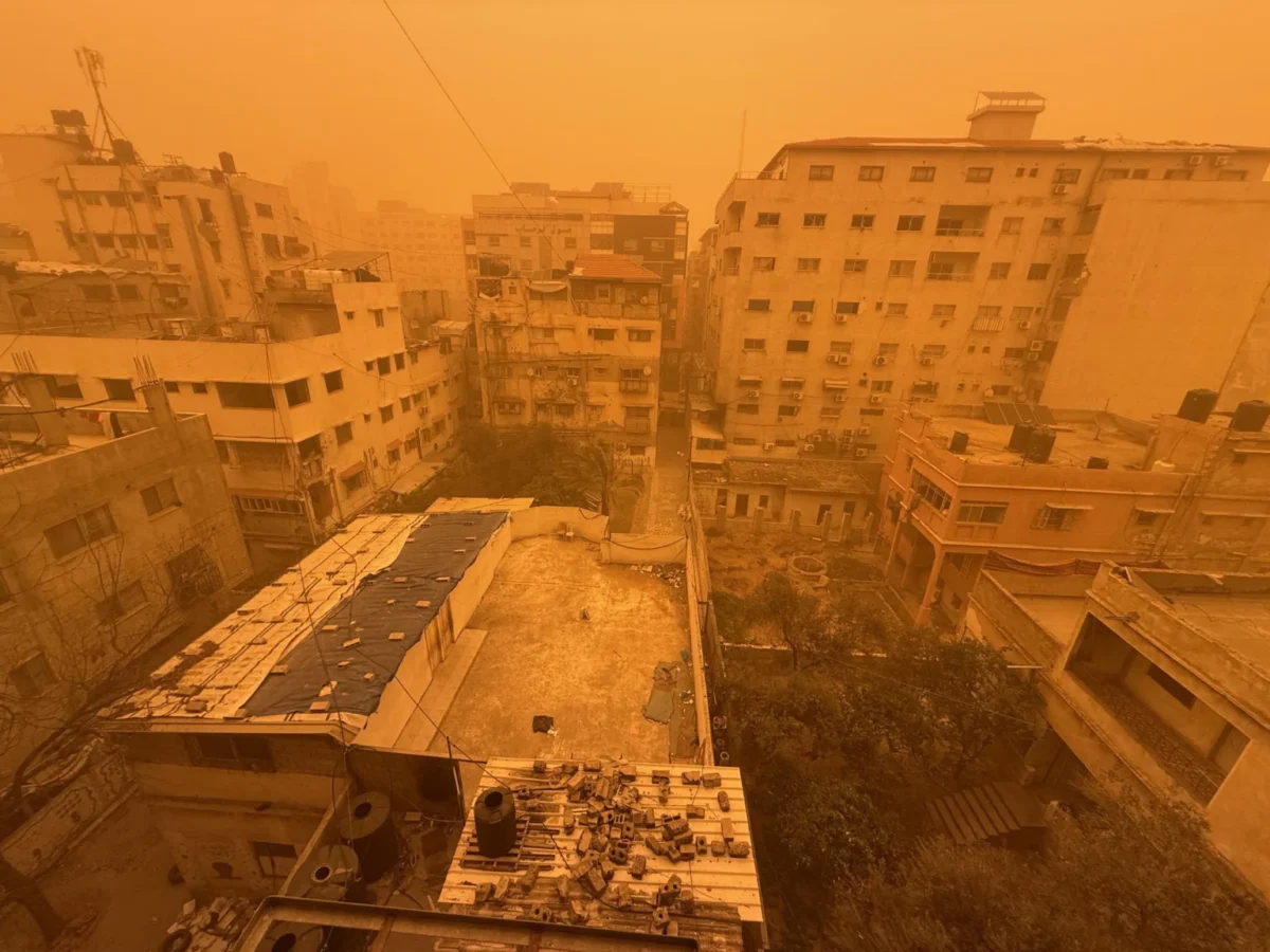 Tormenta de arena afecta la Franja de Gaza