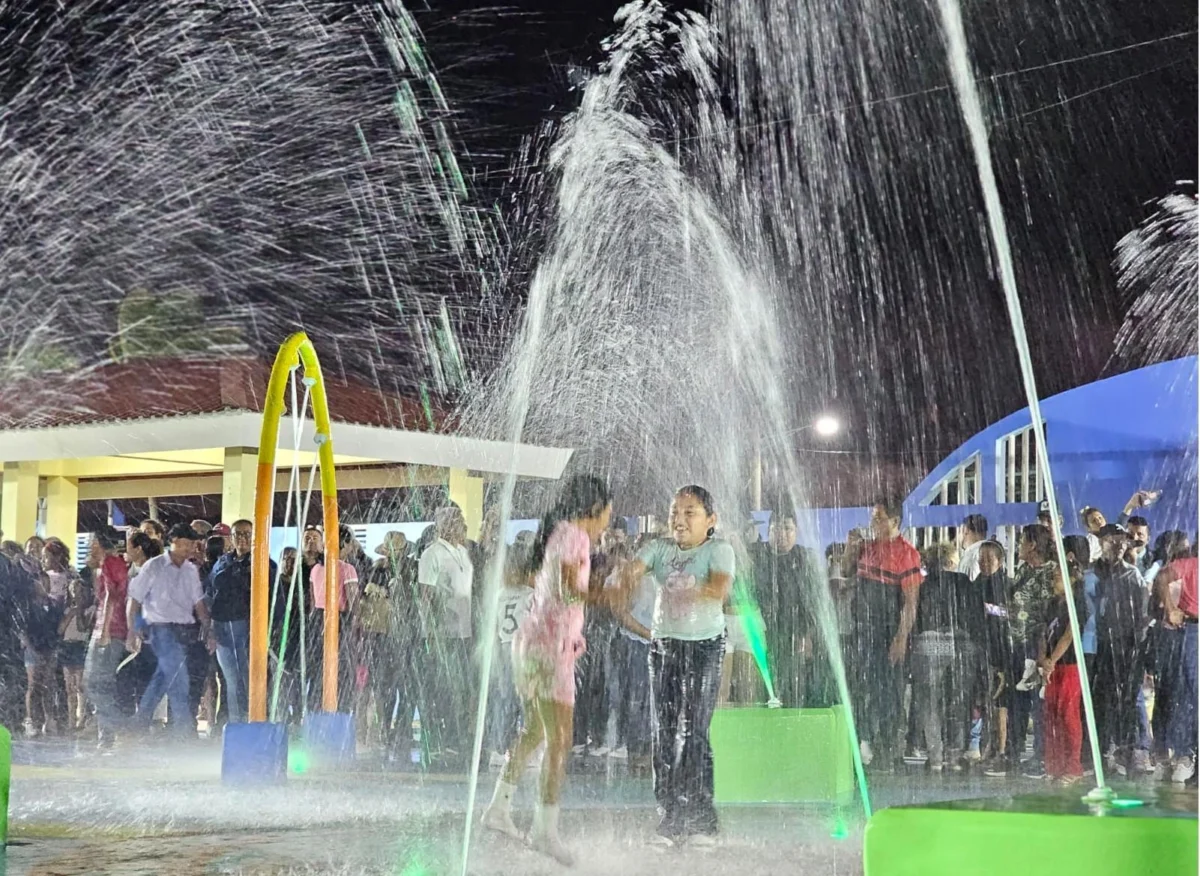 Inauguran Malecón en Cárdenas, Rivas