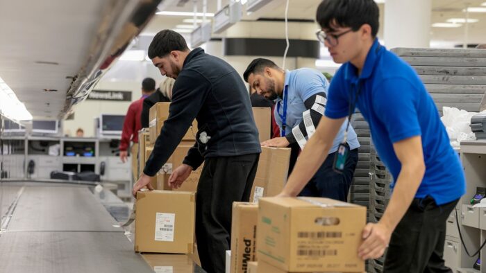 Llega a Cuba al menos 30 toneladas de ayuda