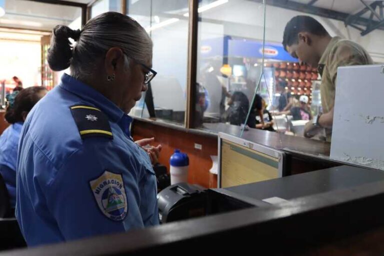 Migración implementa plan especial de atención en fronteras durante temporada veraniega