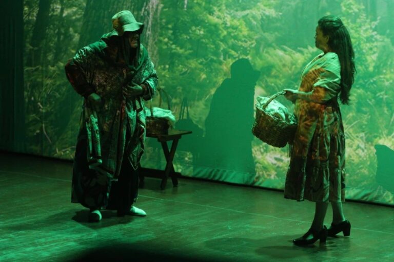 Ponen en escena la obra clásica Mayboarte