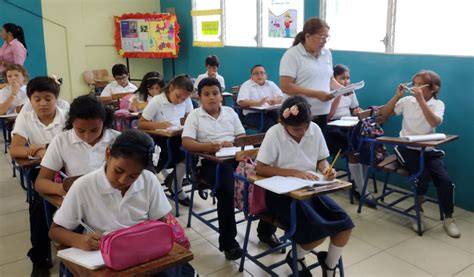 Teleclases presentarán 32 temas abordados durante la semana