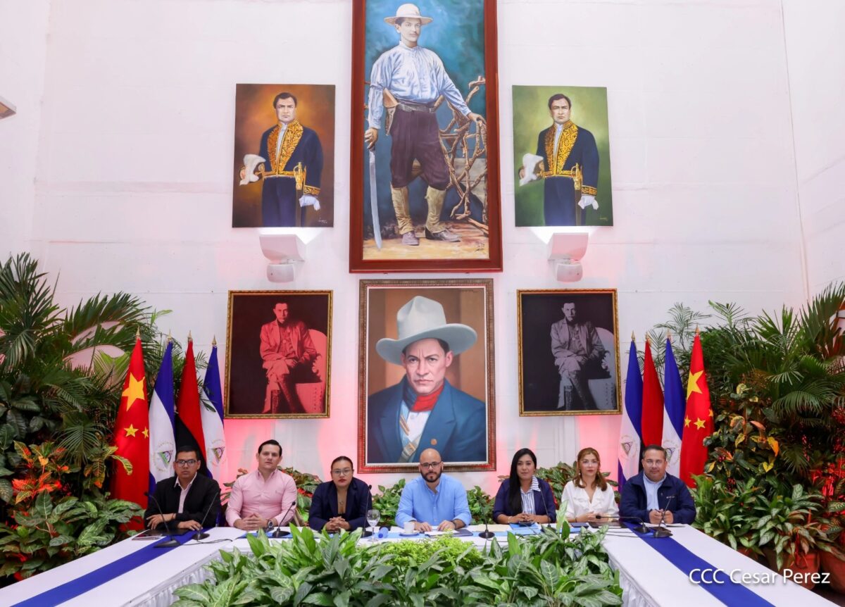 Comunicadores Sandinista y de la agencia de China sostienen un nuevo encuentro