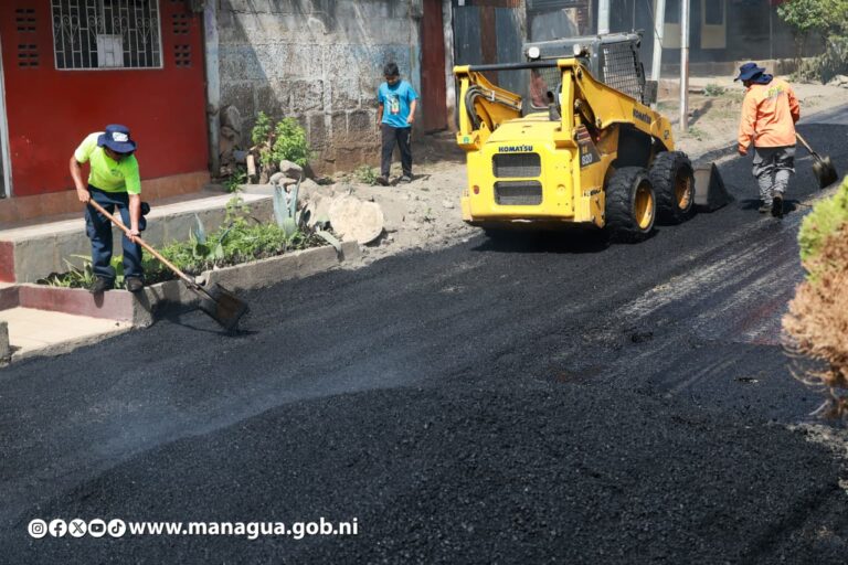 Avanzan construcción de Calles para el Pueblo en Anexo Villa Libertad