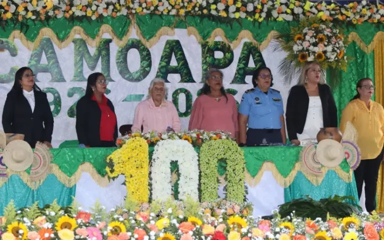 Camoapa celebra 100 años como ciudad con acto central lleno de identidad y tradición