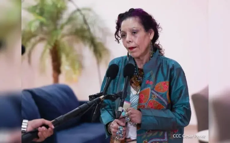 Compañera Rosario Murillo en Multinoticias (08-04-26)