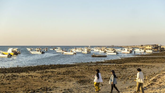 Derrame de petróleo en el Golfo Pérsico podría afectar el suministro de agua