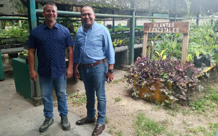 Embajada de Nicaragua realiza visita institucional a INPARQUES en Caracas