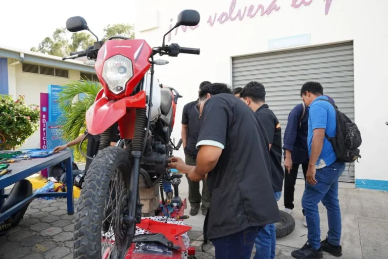 Celebran el Festival TEC Urbano