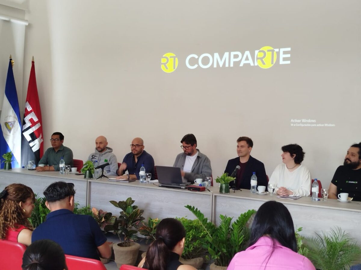 Fortalecen actividad comunicacional con RT en Español