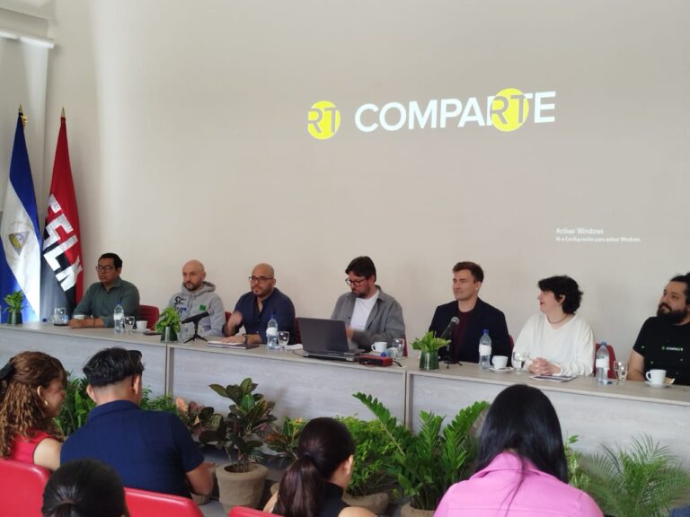 Fortalecen actividad comunicacional con RT en Español