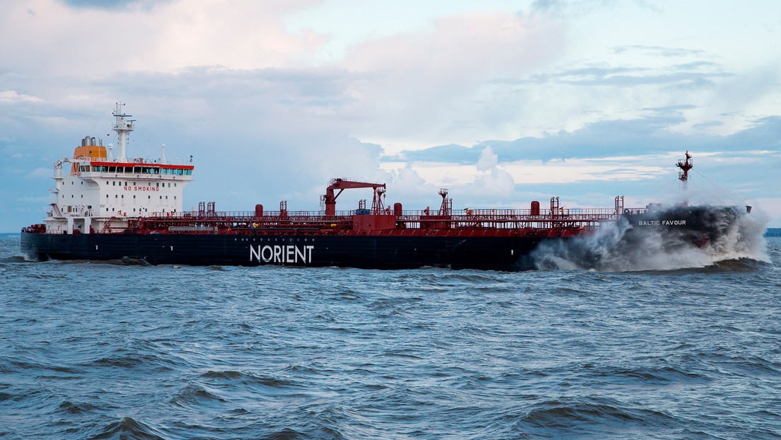 Irán abre el estrecho de Ormuz para buques comerciales