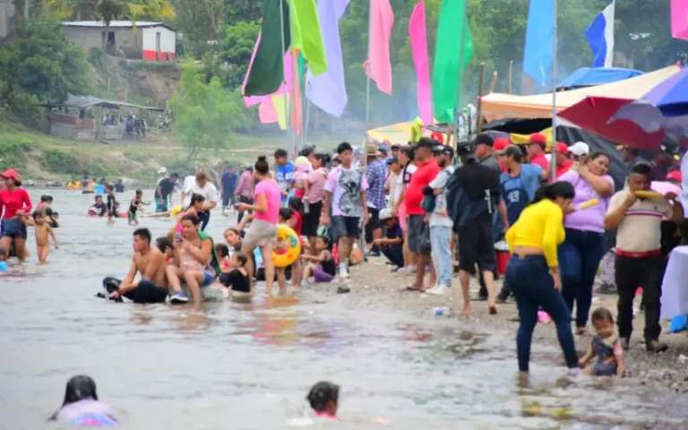 En Nueva Segovia, Alegría, Paz