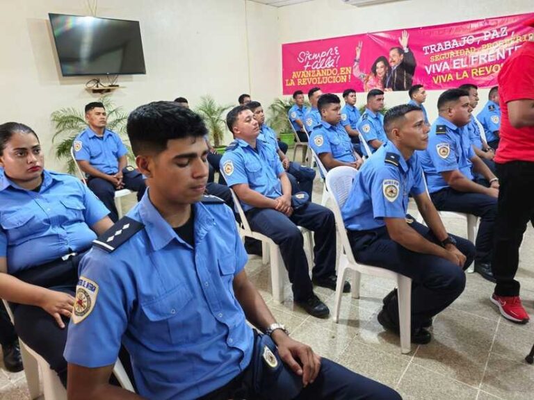 Nuevo curso para 25 jefes de estaciones de todo el país