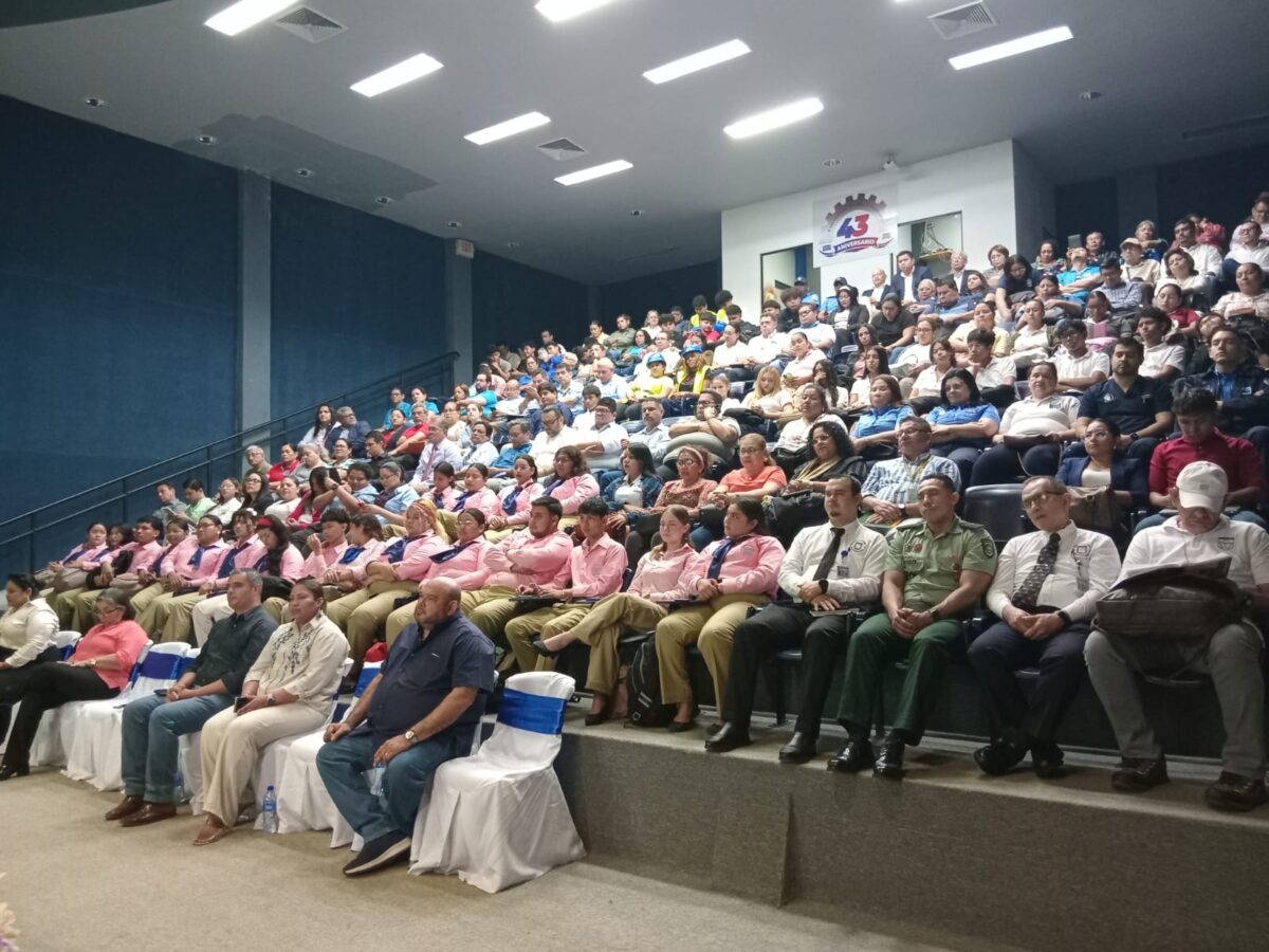 Realizan encuentro para promover el emprendimiento y la innovación