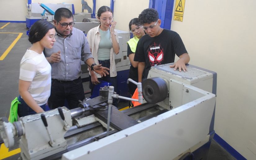 Taller de Máquinas de Herramientas de la UNI lleva el nombre de Benjamín Linder