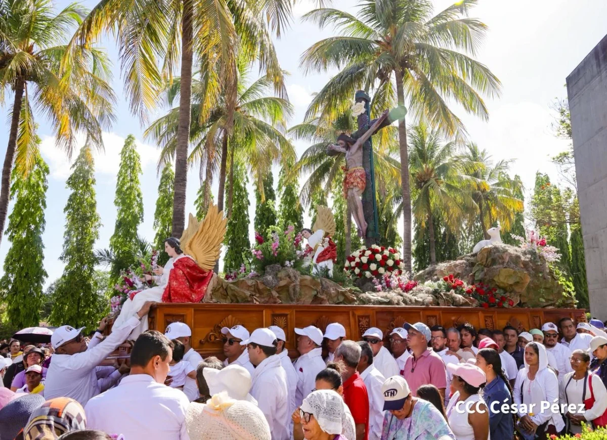 Realizan tradicional Viacrucis de Viernes Santo en Managua