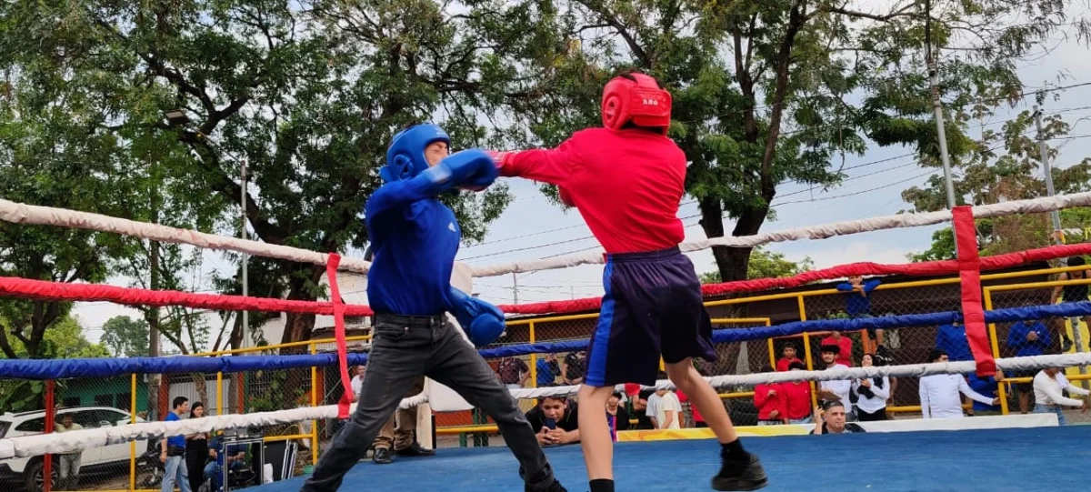 Realizan velada boxística “Puños de mi Barrio” en Villa Venezuela