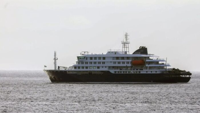 Aíslan a dos pasajeros de crucero afectado por hantavirus