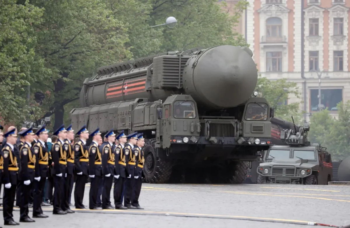 Rusia y Belarús desplazan 64 mil militares en ejercicios estratégicos
