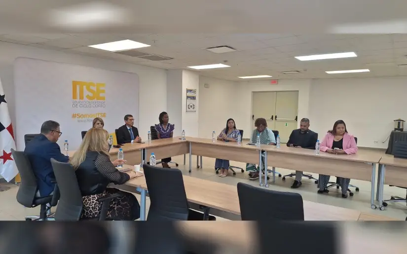 Con instituto técnico superior en Panamá