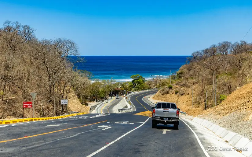 Detalles del Momento: La Costanera una ruta infinita hacia el turismo masivo