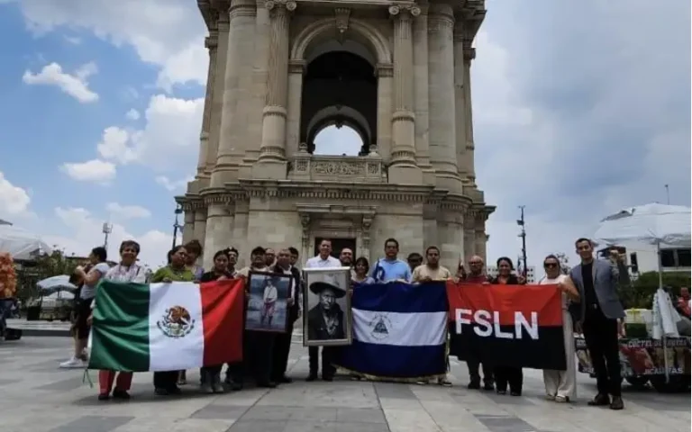 Honores al General Sandino en Pachuca, Hidalgo, México