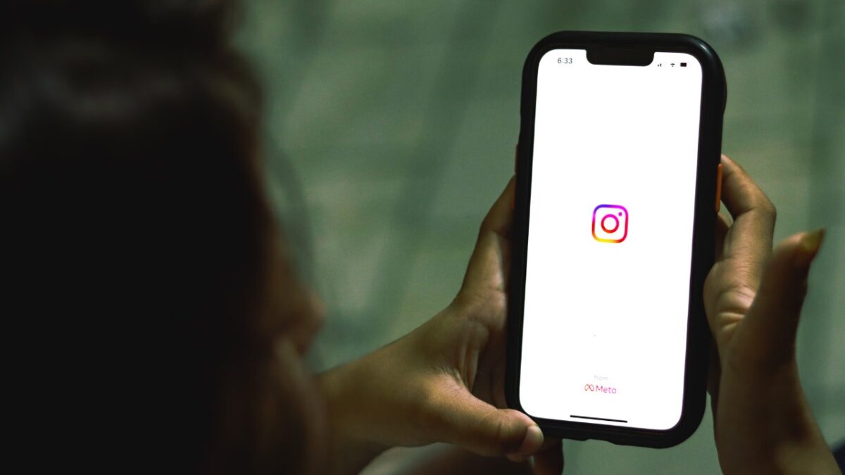 Meta utiliza IA para eliminar cuentas de menores de edad