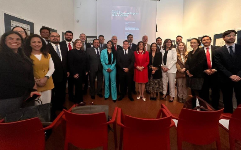 Nicaragua participa en creación del Grupo de Amigos del Español en Roma
