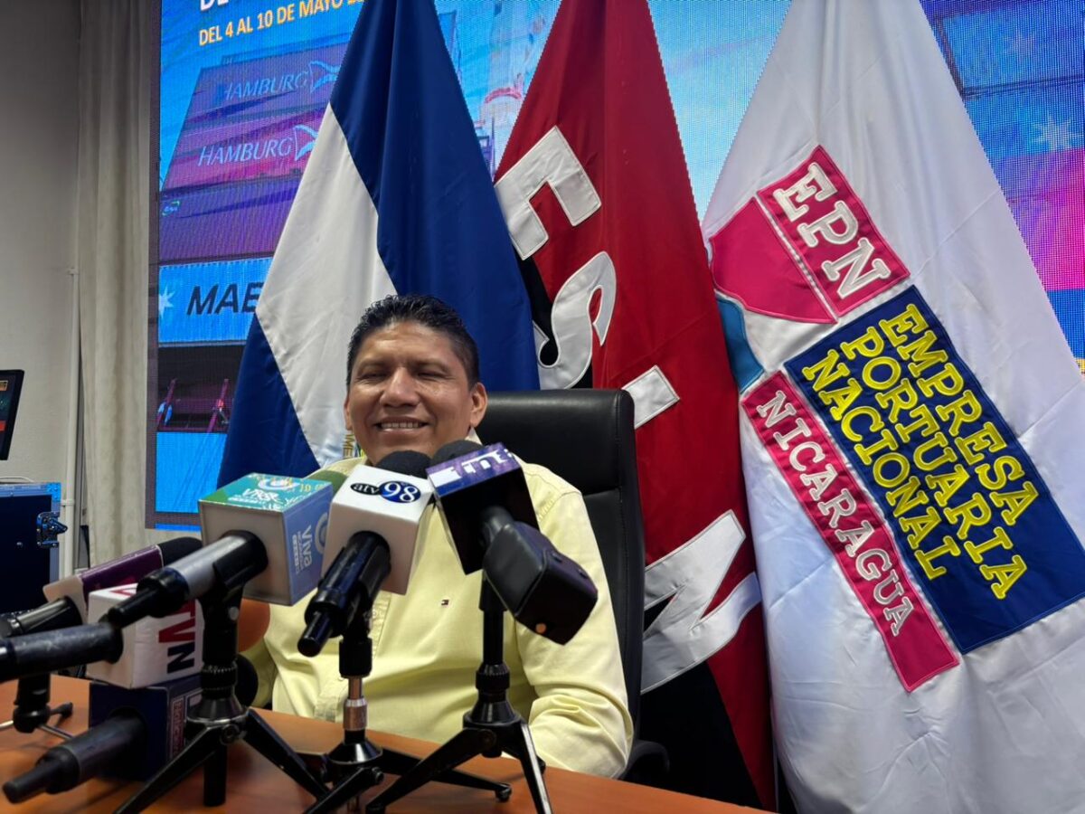 Puertos Comerciales recibieron 17 buques y 164 mil toneladas métricas de carga internacional