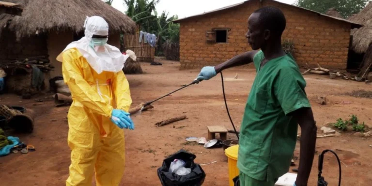RDC recibe 11.5 toneladas de insumos médicos para frenar el ébola