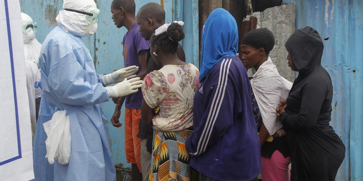 El riesgo epidémico de ébola es bajo a nivel global, según la OMS
