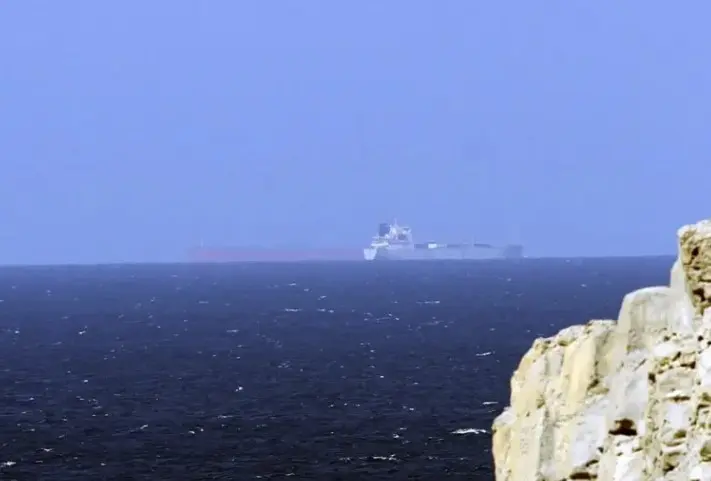Petrolero de Corea del Sur cruza el Estrecho de Ormuz tras acuerdo con Irán