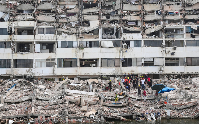 Aumenta a más de 1.700 el número de víctimas tras el doble terremoto en Venezuela