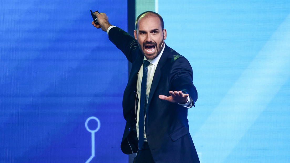 Otro hijo de Bolsonaro enfrenta la justicia brasileña
