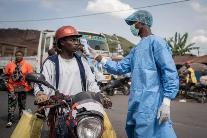 Congo restringe manifestaciones por brote de ébola